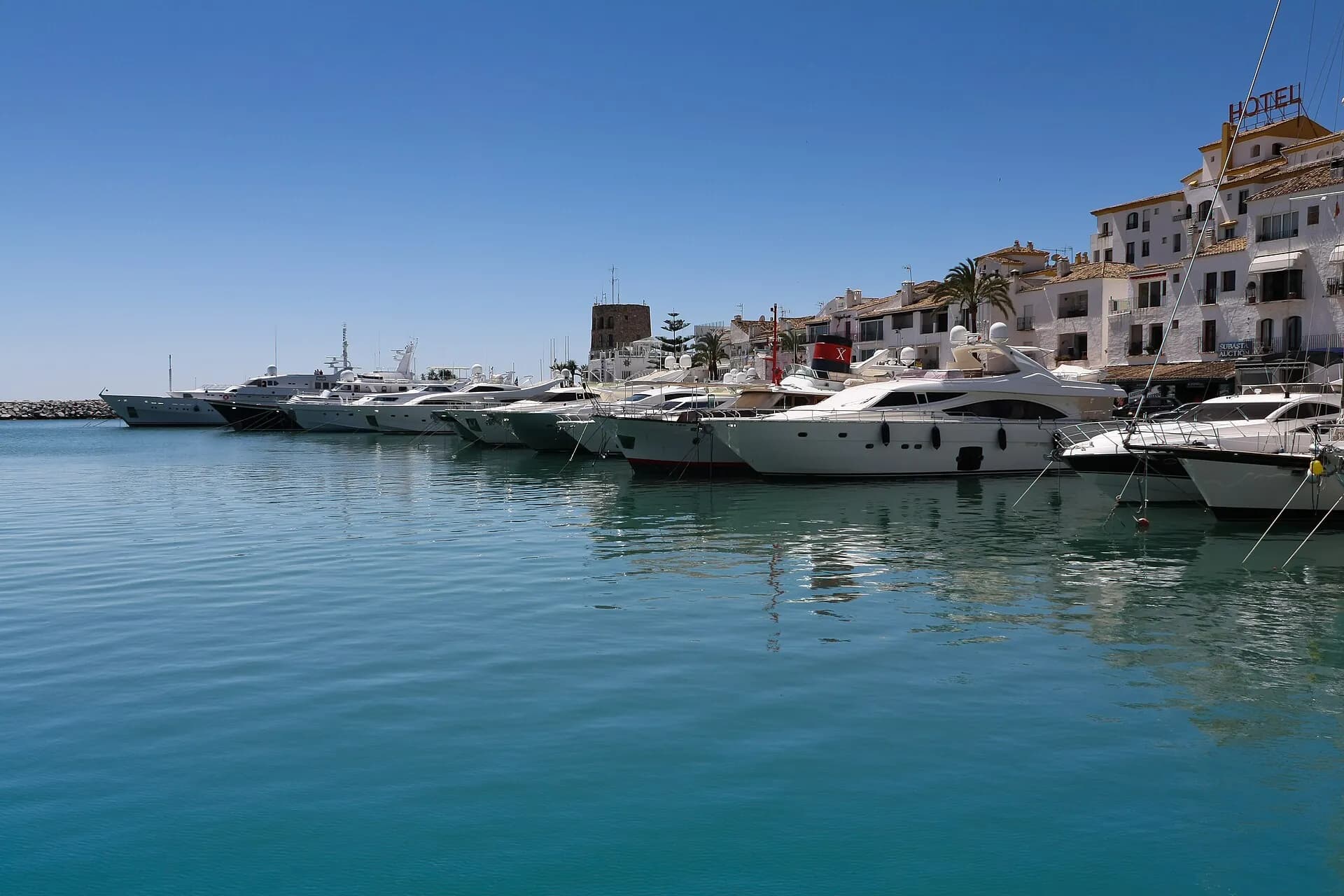 Marbella — Auto transport naar Marbella