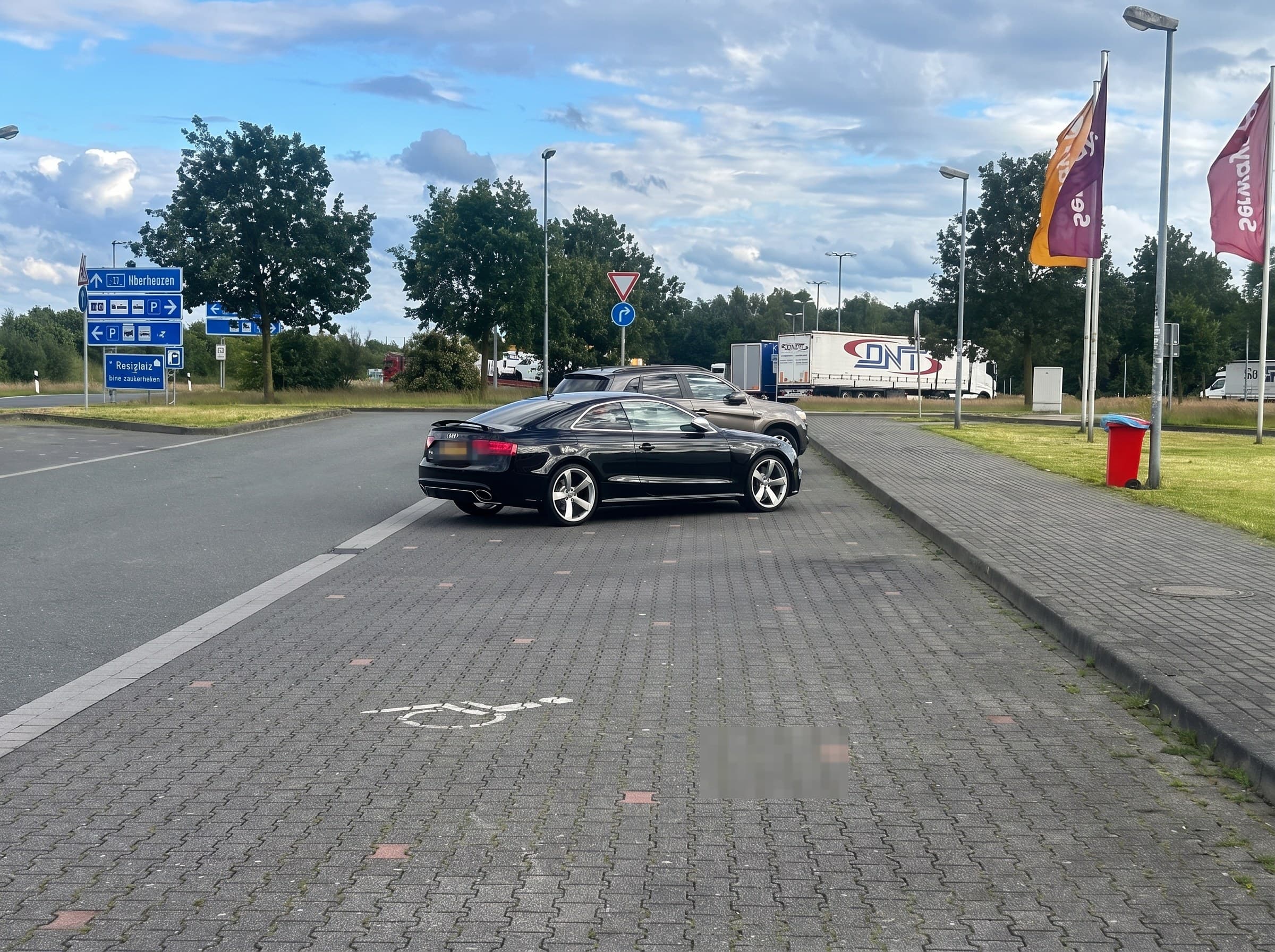 Gesourcte Audi RS5 onderweg tussen Nederland en Zuid-Europa