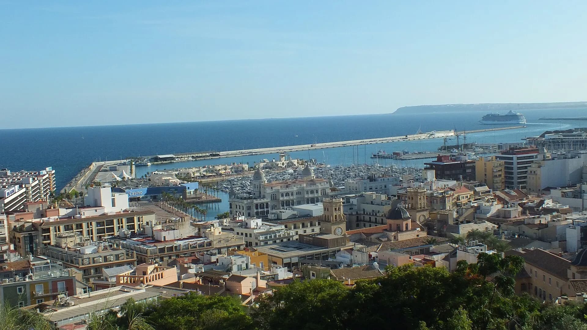 Alicante — Auto transport naar Alicante
